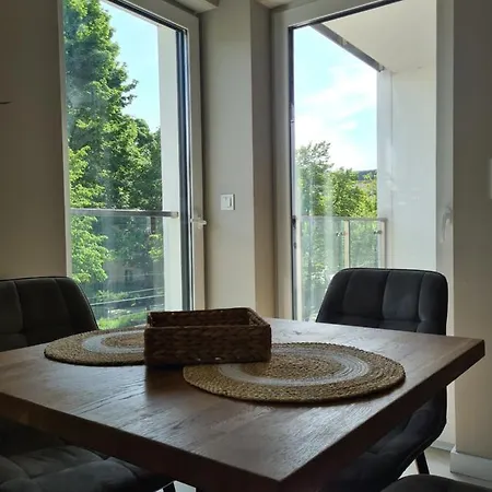 Mostowa 23 Bruno Apartment, Self Check-in 24h, Free Parking, Air-conditioning Daire