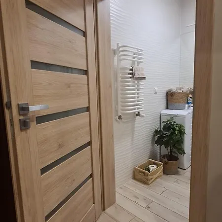 Mostowa 23 Bruno Apartment, Self Check-in 24h, Free Parking, Air-conditioning Daire *