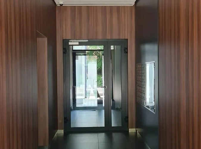 아파트 Mostowa 23 Bruno Apartment, Self Check-in 24h, Free Parking, Air-conditioning 포즈난