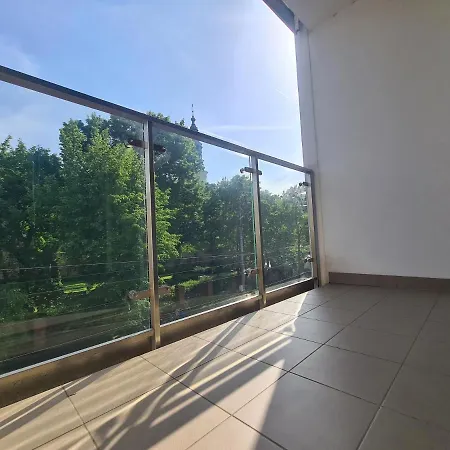 Апартаменти Mostowa 23 Bruno Apartment, Self Check-in 24h, Free Parking, Air-conditioning Познань