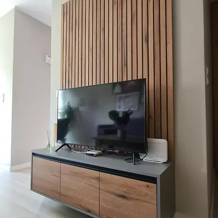 Mostowa 23 Bruno Apartment, Self Check-in 24h, Free Parking, Air-conditioning * Познань