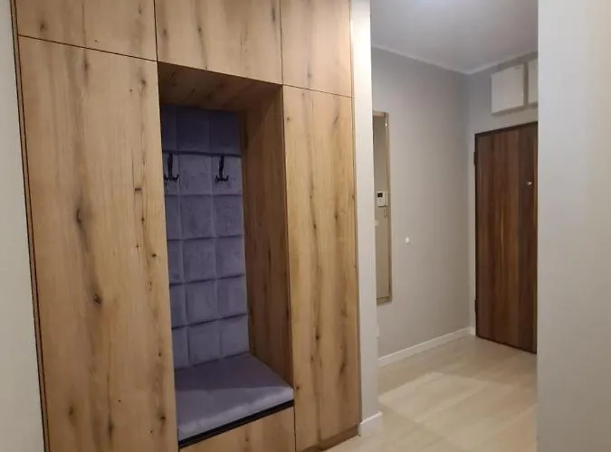 Mostowa 23 Bruno Apartment, Self Check-in 24h, Free Parking, Air-conditioning * Poznań